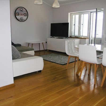 House Rozi Hotell Palit Eksteriør bilde